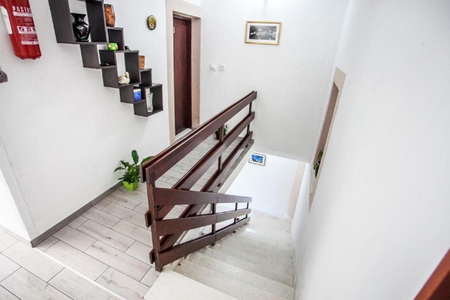 Apartments Verica - 15 M From Beach Krilo Esterno foto